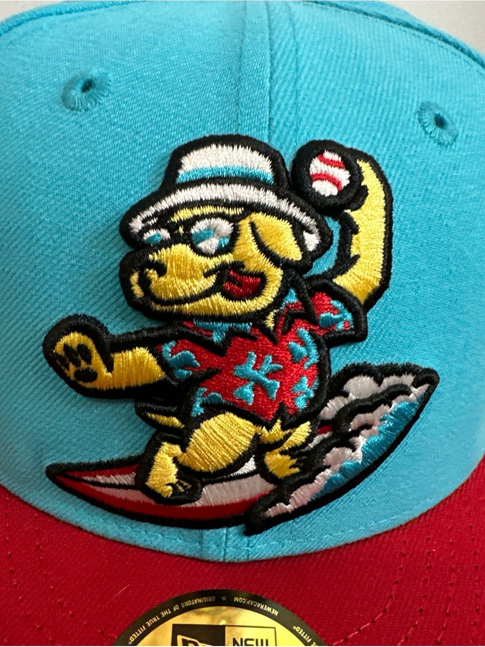 New Era 59Fifty Clearwater Threshers "Beach Dog" MiLB Club Fitted Hat Size 8 - Picture 2 of 8